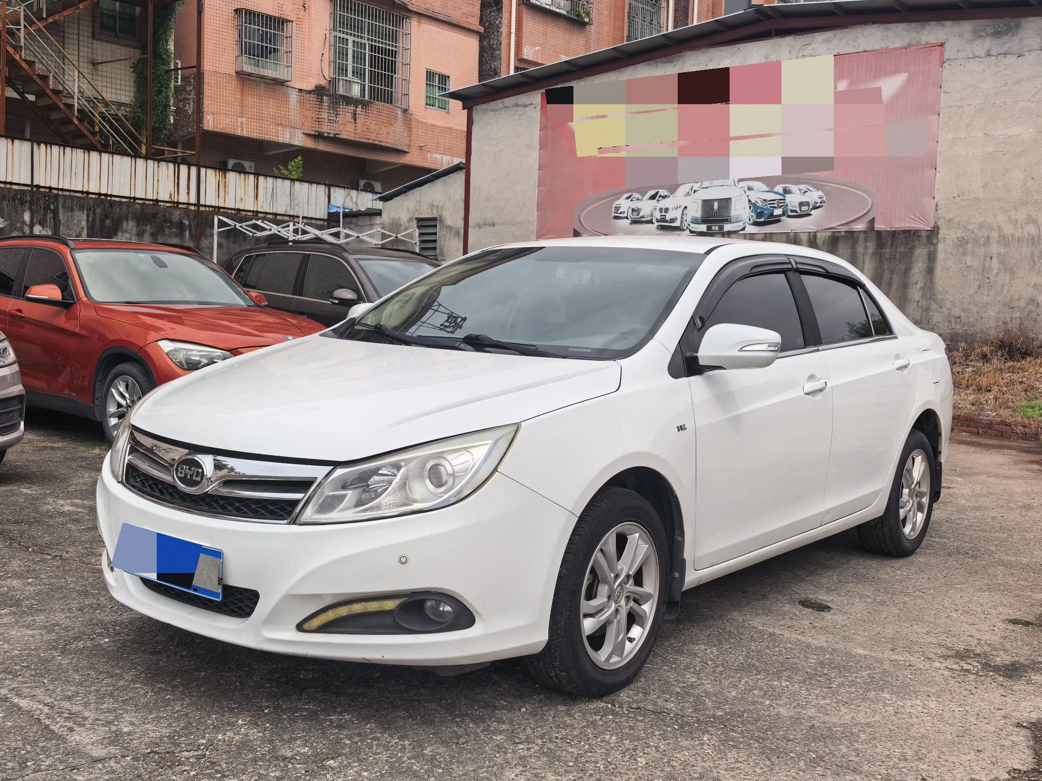 Suru 2014 Model Year 1.5L Automatic Comfort Trim