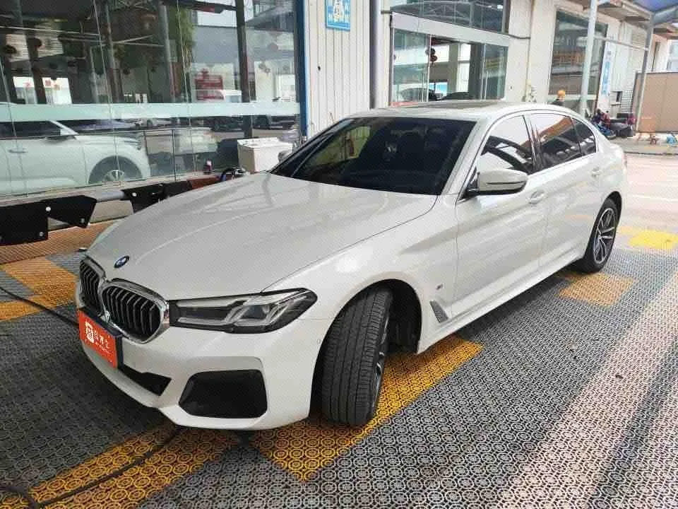BMW 5 Series 2022 Facelift II 525Li M Sport Package