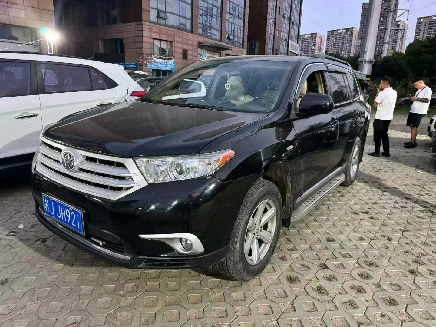 2013 Highlander 2.7L 2WD 7-Seater Purple Gold Edition