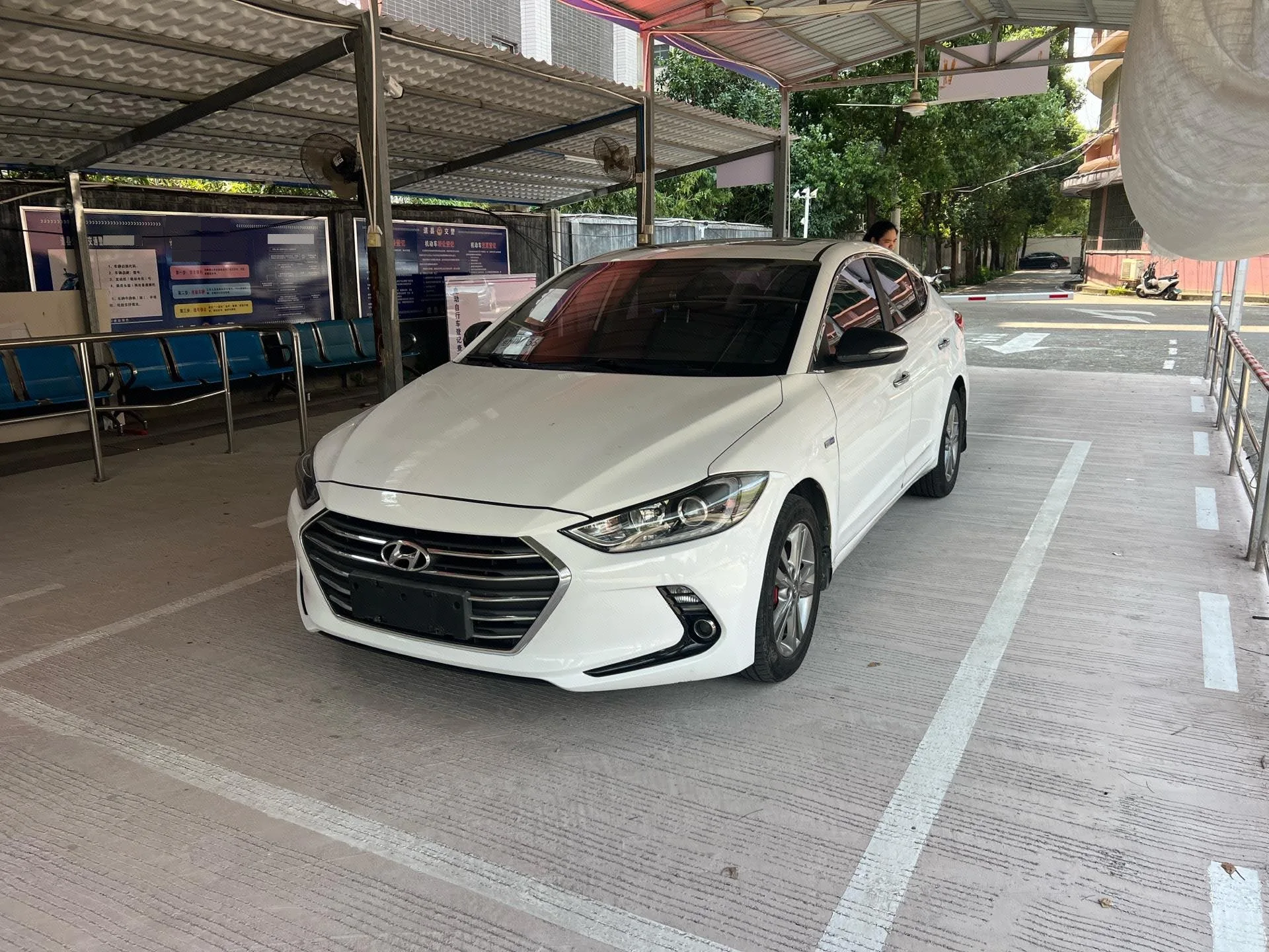 Hyundai Elantra 2016 1.4T Dual-Clutch Dynamic & Vitality Edition