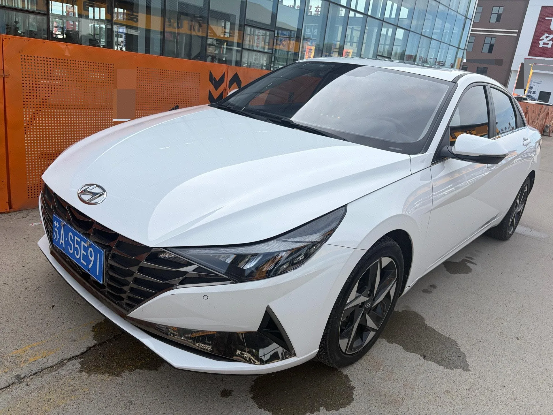 Hyundai Elantra 2023 1.5L CVT GLX Elite Edition