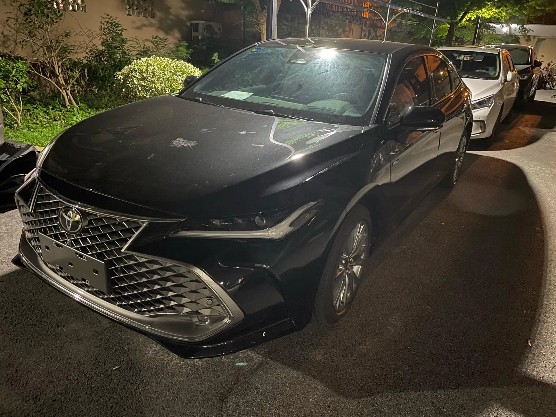 2024 Toyota Avalon Hybrid 2.5L CVT XLE Premium Automatic