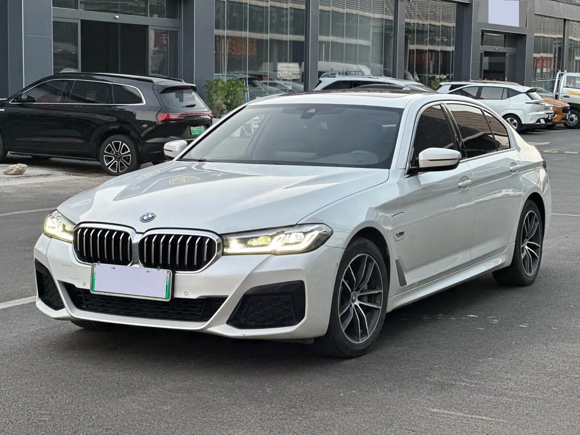 BMW 5 Series PHEV 2022 Facelift 535Le M Sport Package