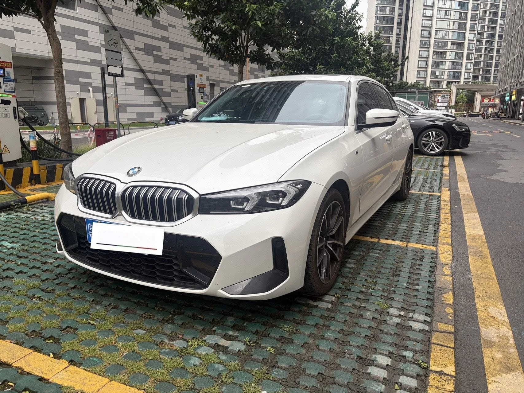 2024 BMW 3 Series 320Li 2.0T M Sport Package Automatic