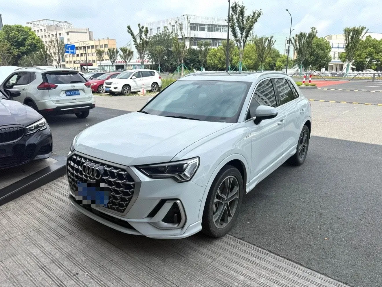 2023 Audi Q3 2.0 TFSI 40 TFSI Sport Style, Automatic Transmission