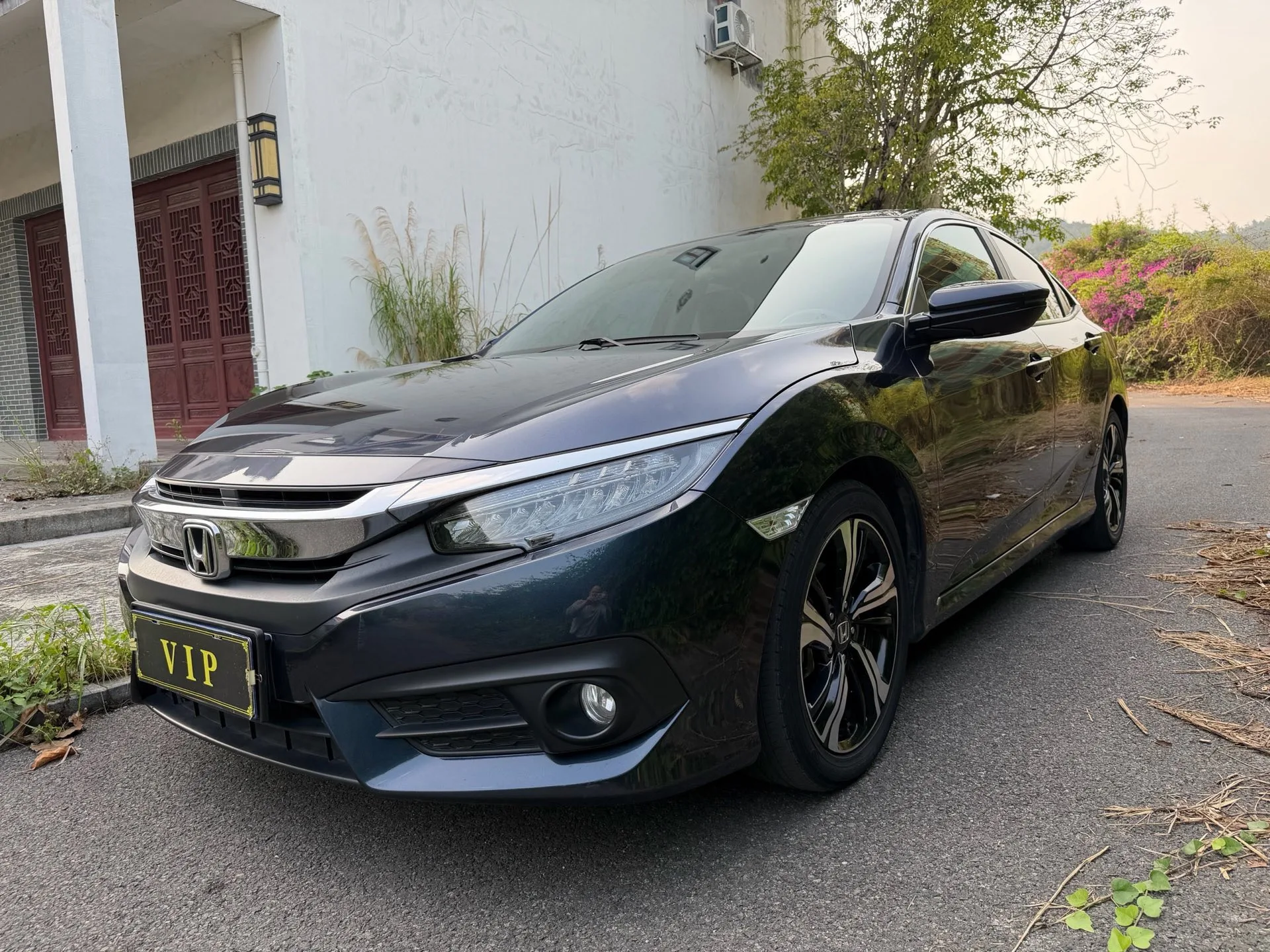 2016 Civic 220TURBO CVT Premium Edition