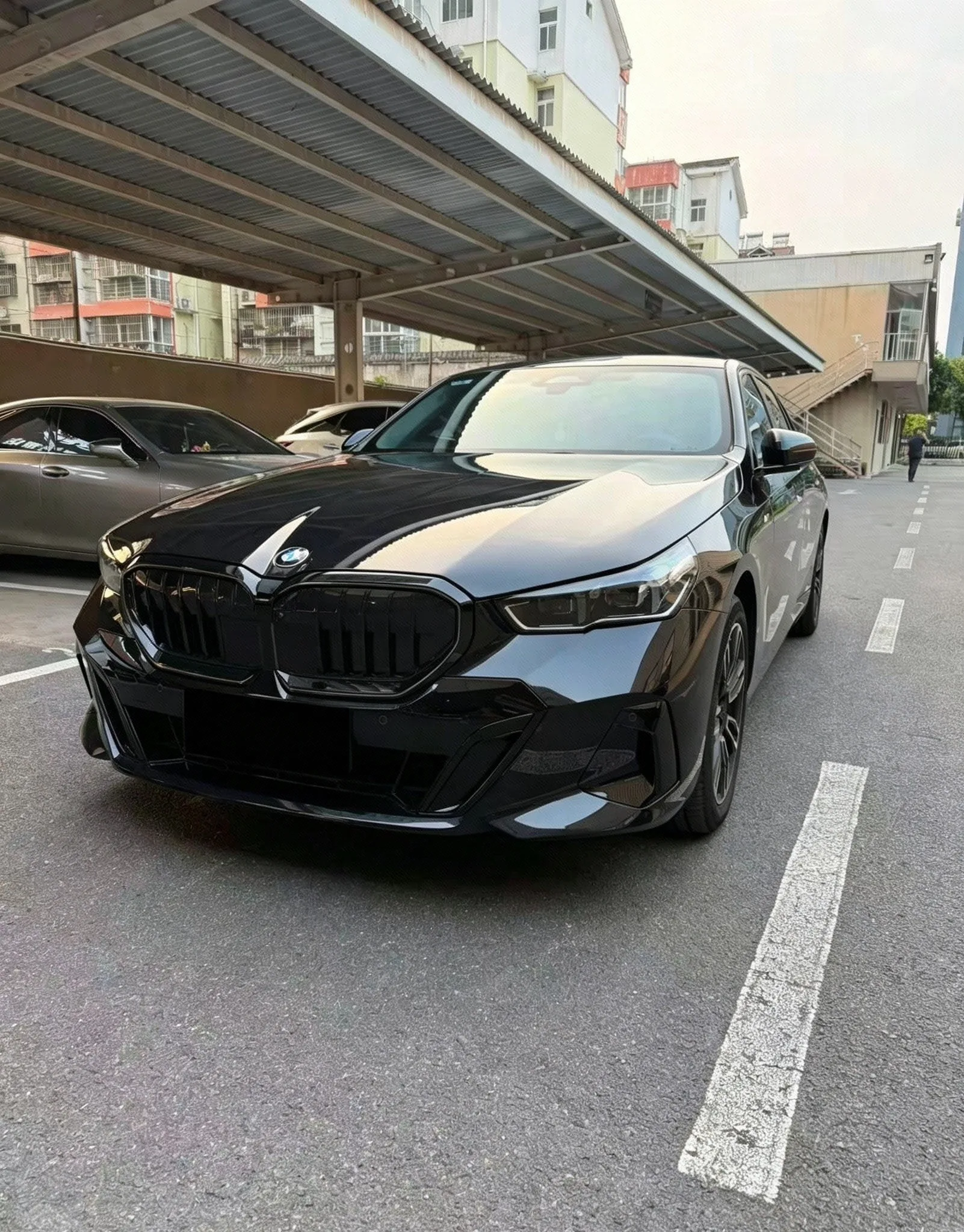 BMW 5 Series 2025 530Li 48V 2.0T Leading M Sport Package Automatic