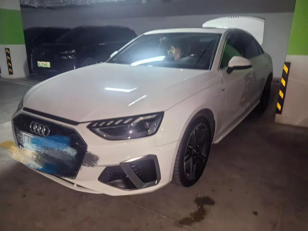 Audi A4L 2020 40 TFSI Luxury Dynamic