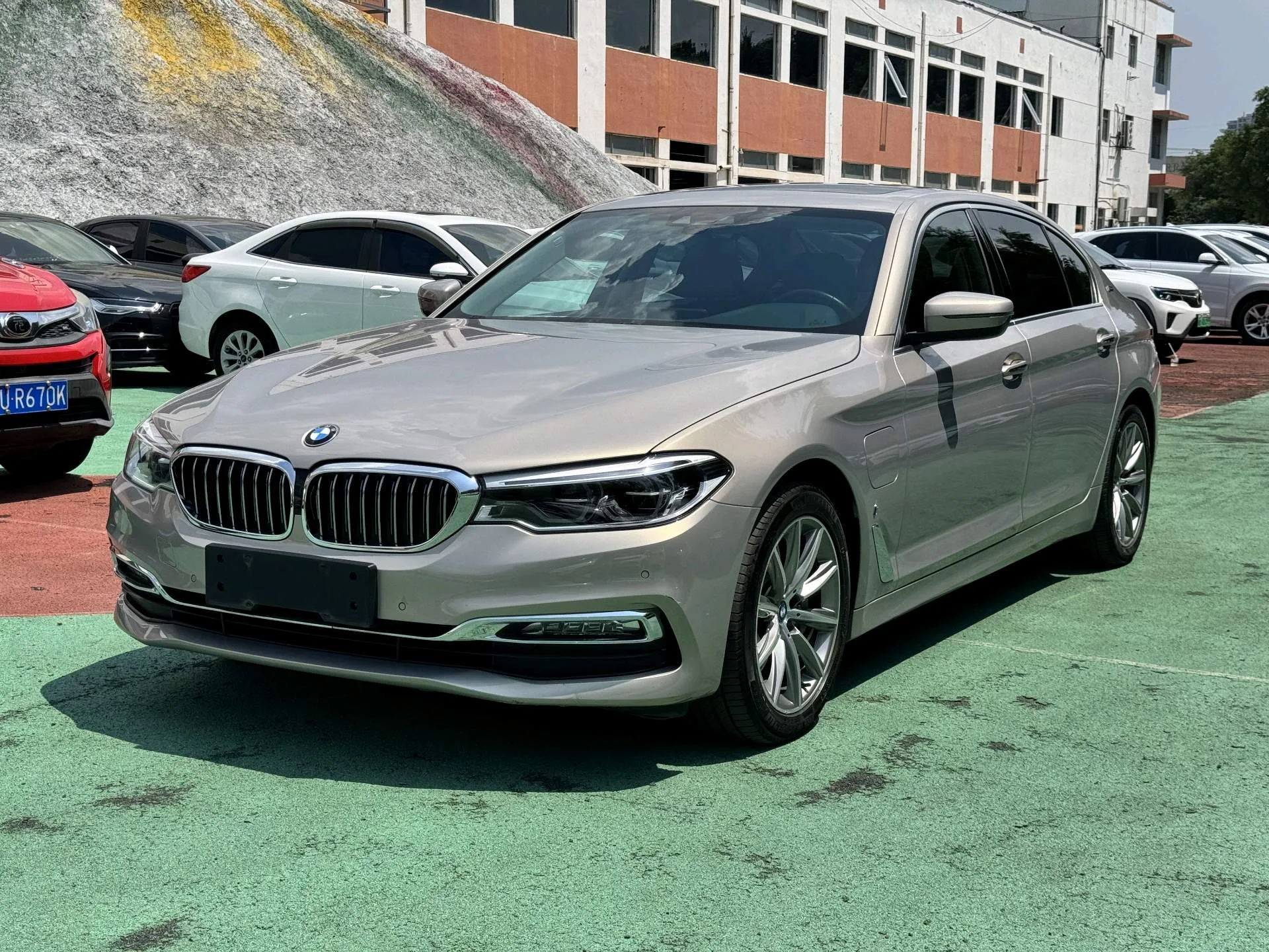 BMW 5 Series New Energy, 2018 Model Year, 530Le Luxury Package