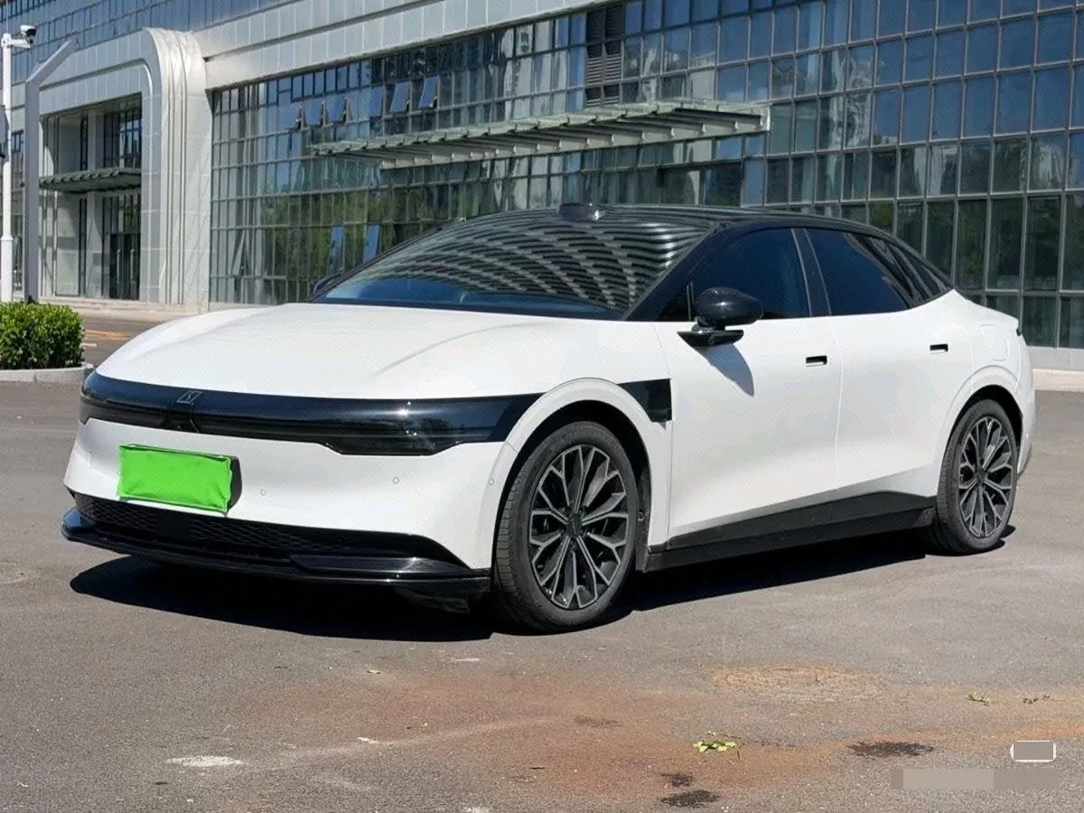 Jike 2025 Model Jike 007 Rear-Wheel Drive Intelligent Driving Edition 75kWh Automatic