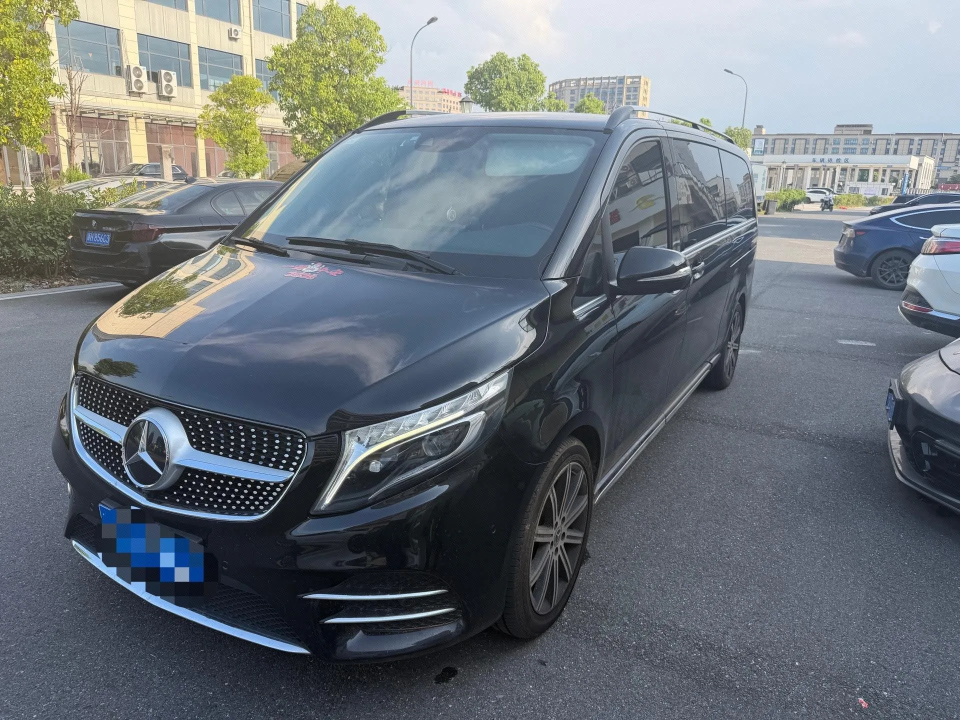 Mercedes-Benz V-Class 2021 V 260 L Long Wheelbase Premium Edition
