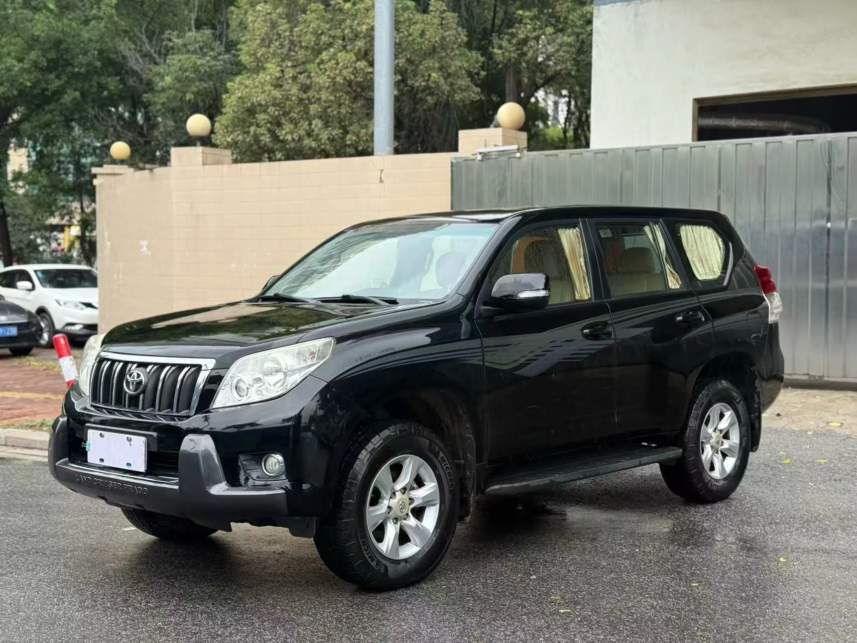 Prado (Imported) 2014 2.7L Automatic Standard Edition
