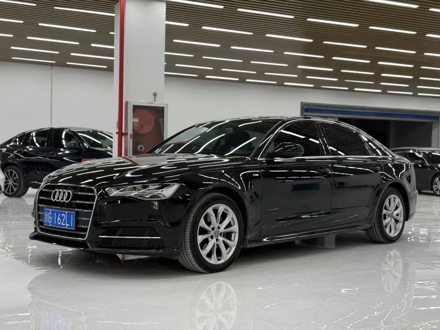 Audi A6L 2018 30th Anniversary Edition 35 TFSI Fashion Model