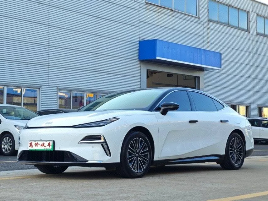 Galaxy Star 8 2025 Model 130km EM-i Premium Edition