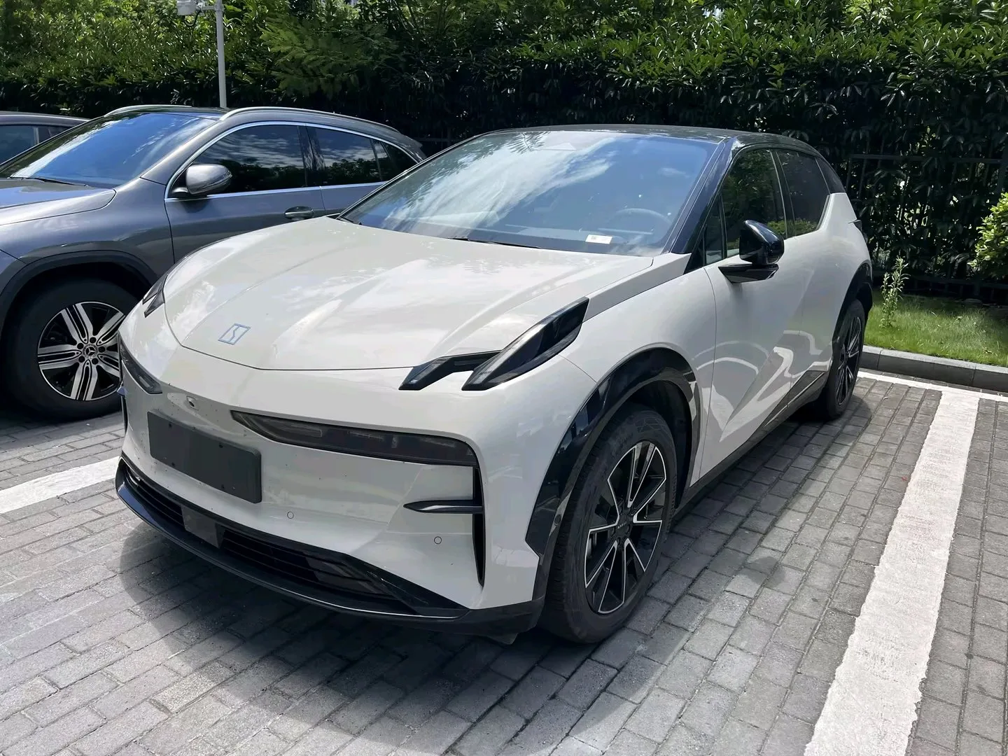 JiKrypton 2025 JiKrypton X Four-Seat Rear-Wheel Drive Magic Cube Edition Automatic Transmission