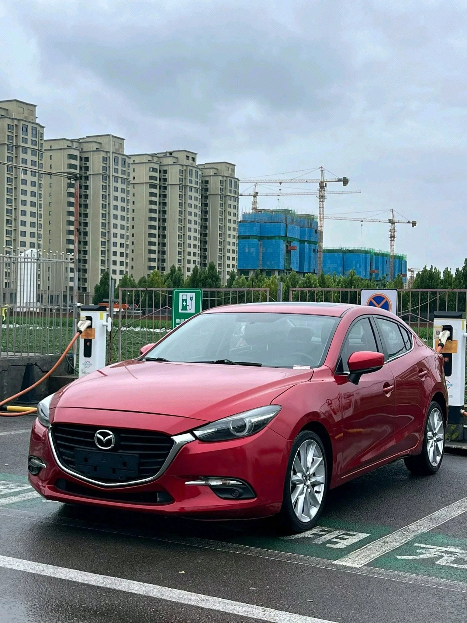 Mazda3 Axela 2017 Sedan 2.0L Automatic Premium (China V Emission Standard)