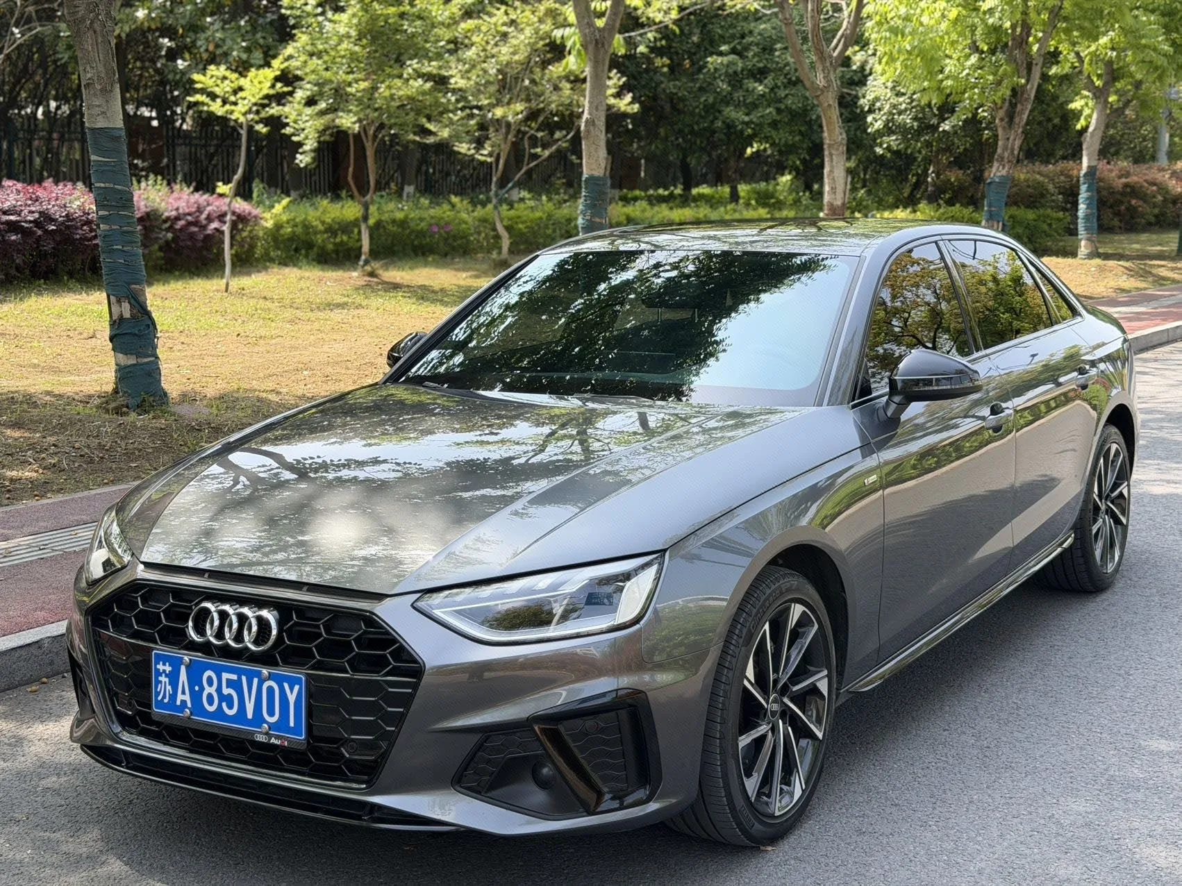 Audi A4L 2023 40 TFSI Luxury Dynamic