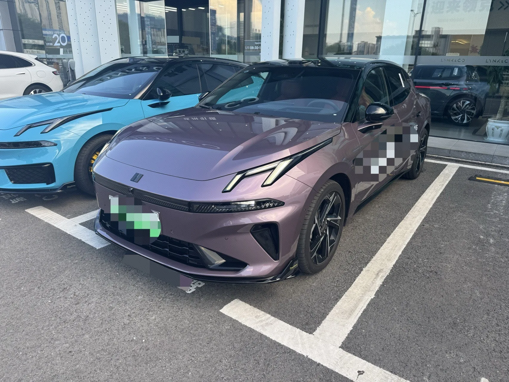 Lynk & Co 2026 Model, Lynk & Co 07 EM-P 1.5T, 126km Long Range Ultra H7 Automatic