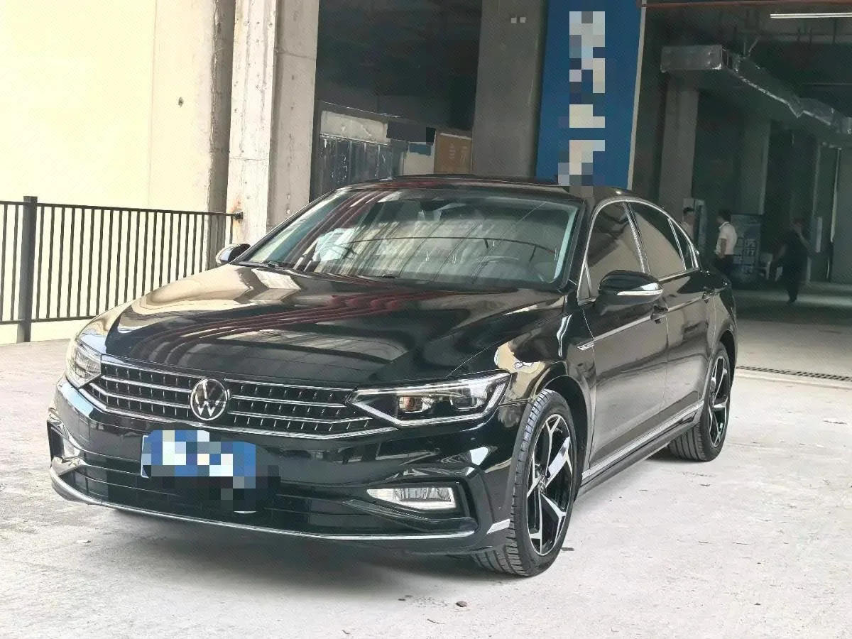 Volkswagen 2023 Magotan 2.0TSI 330TSI 2 Millionth Unit Commemorative Edition Leading Model Automatic Transmission