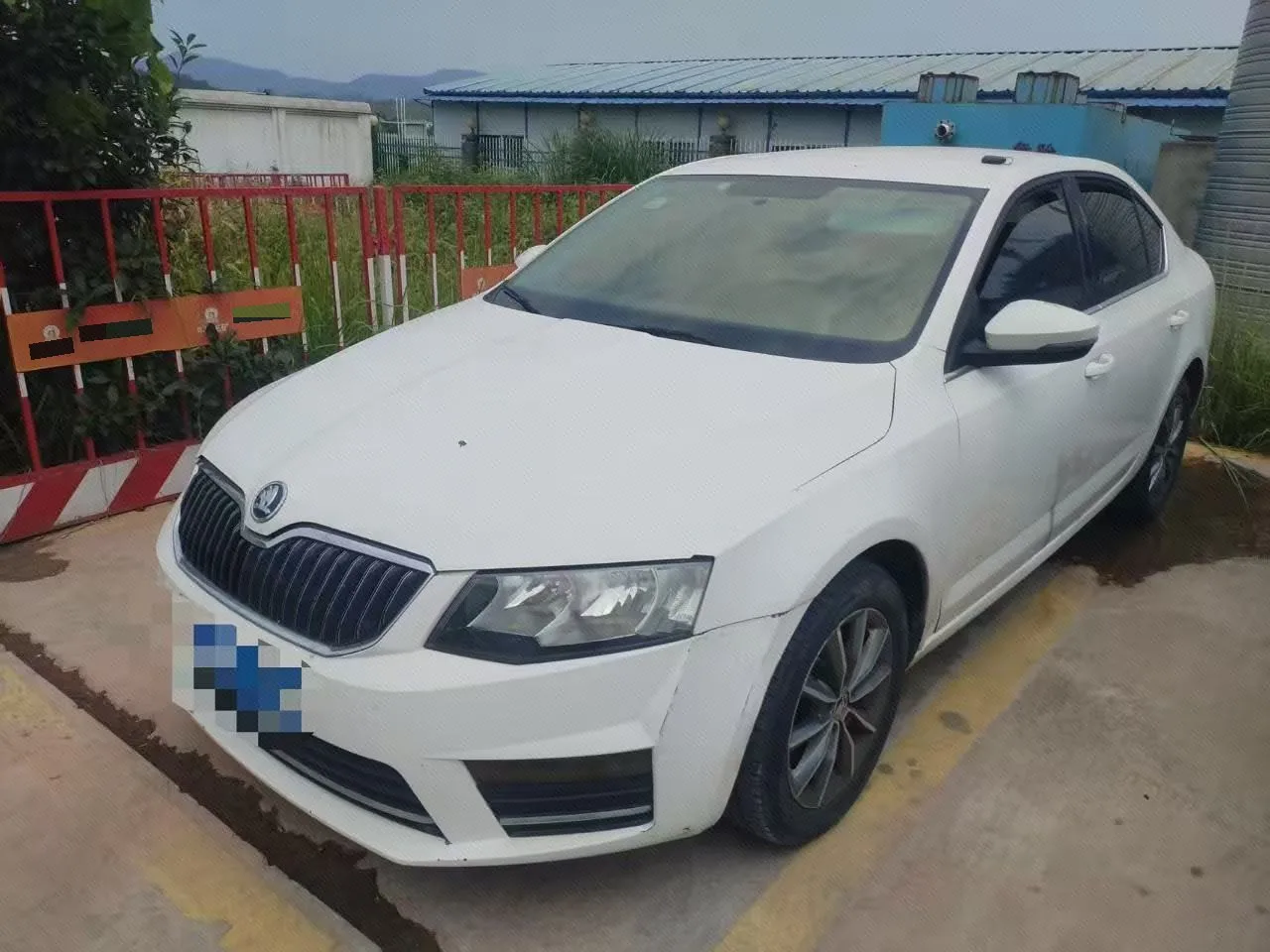 Skoda Octavia 2017 Classic 1.6L Automatic Standard Edition