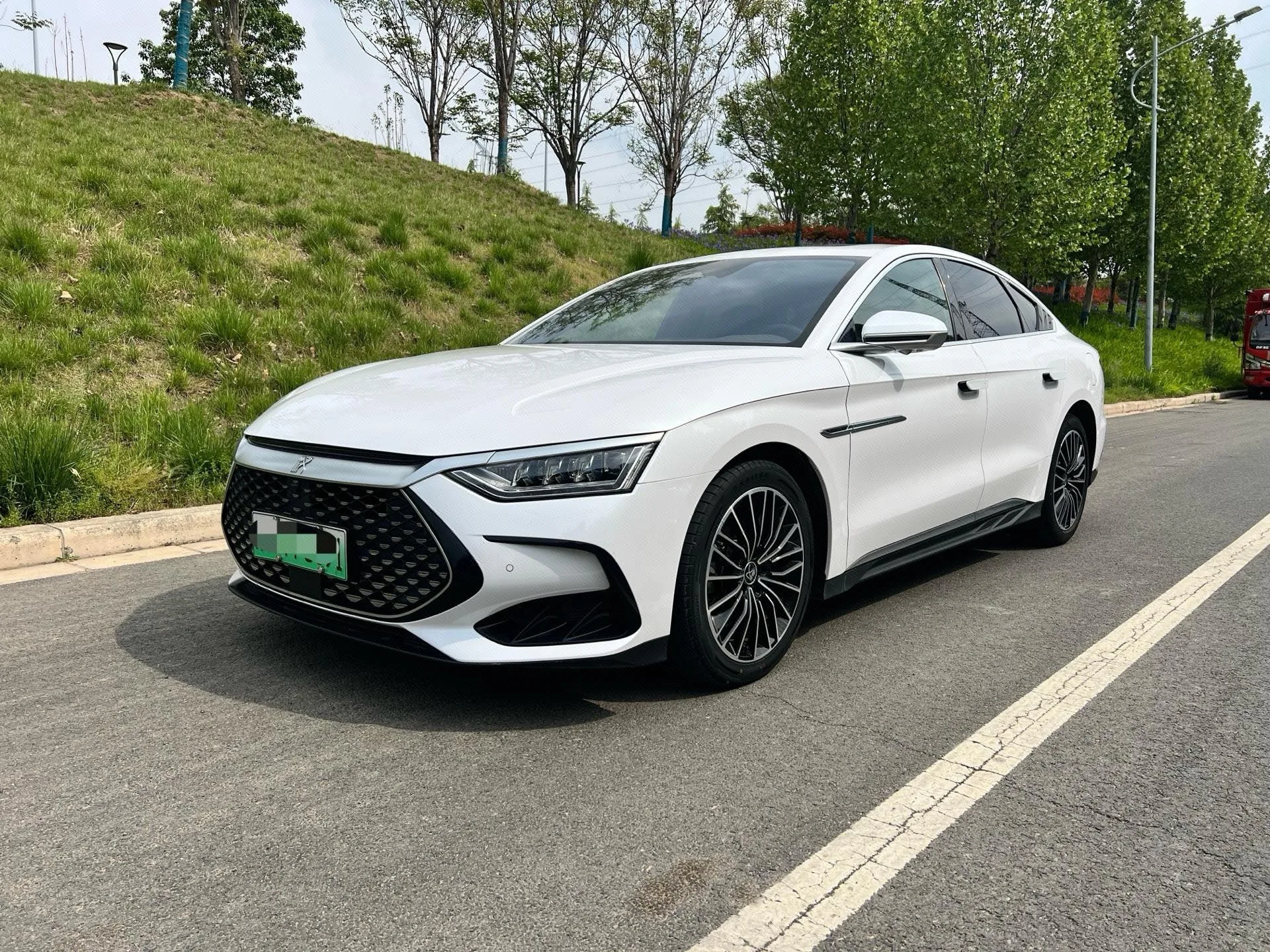 Han 2022 DM-i 121KM Premium Edition