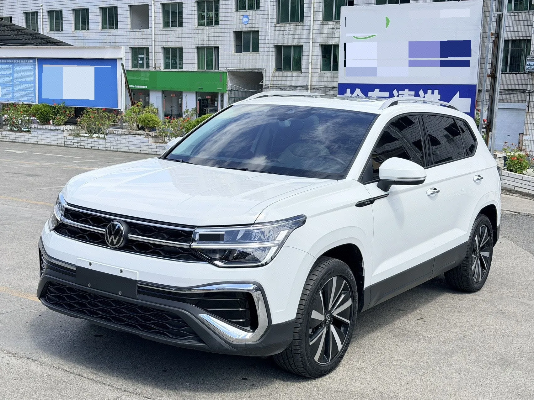 Volkswagen 2023 Tharu 1.5TSI 300TSI 2WD Moon Edition Automatic