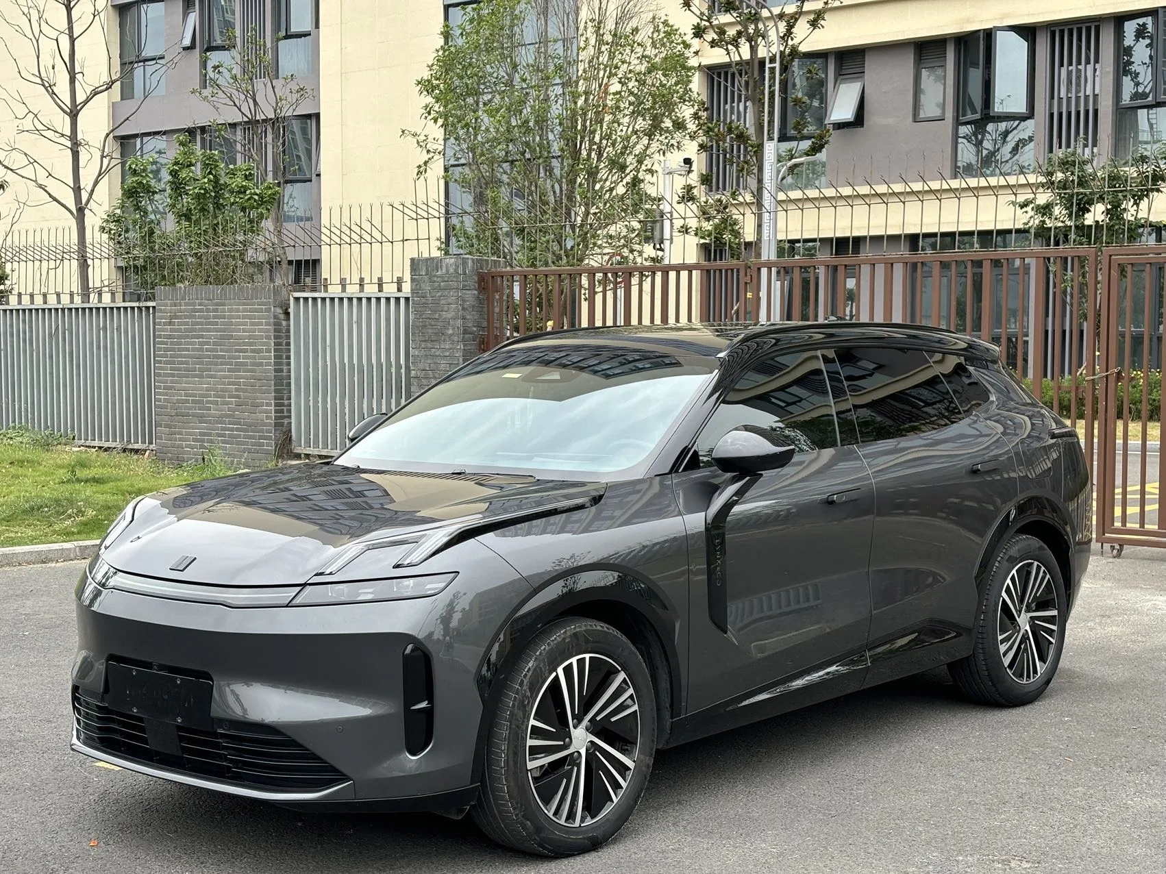 Lynk & Co 08 New Energy 2023 Model Year 245 km Ultra-Long Range Halo