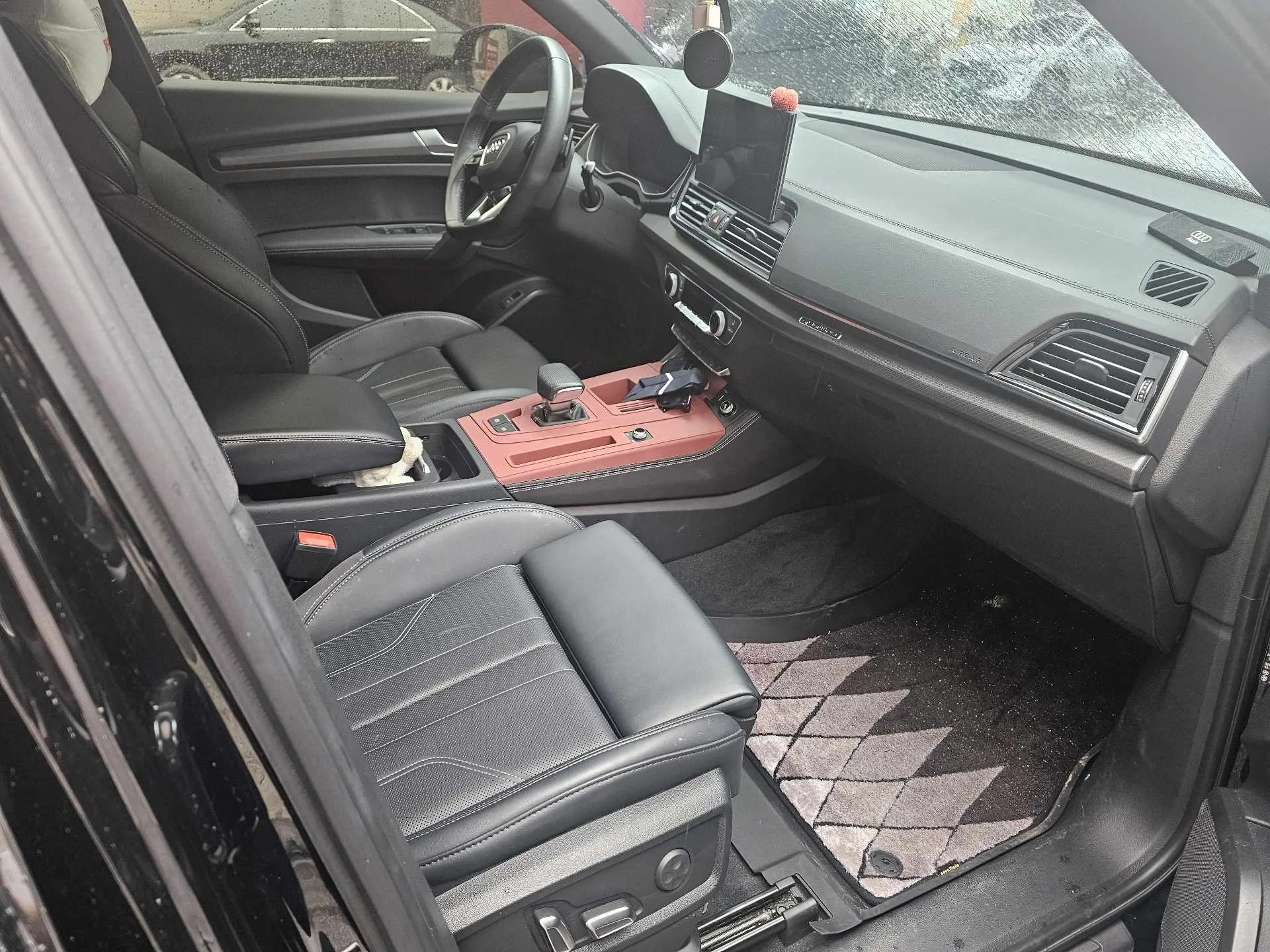 Audi 2024 Q5L 2.0TFSI 40TFSI Luxury Dynamic Automatic