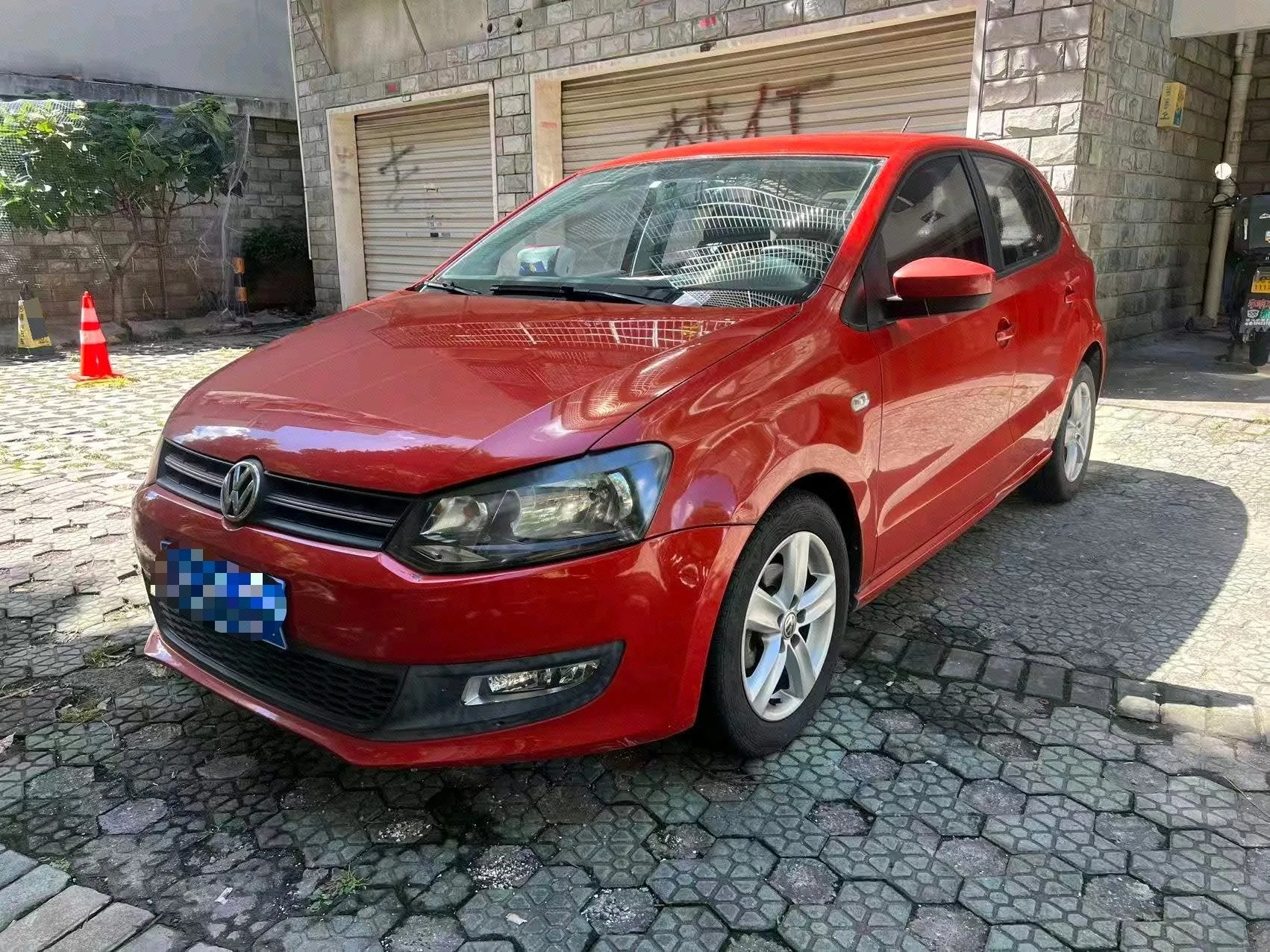 2011 Polo 1.6L Automatic Premium Edition
