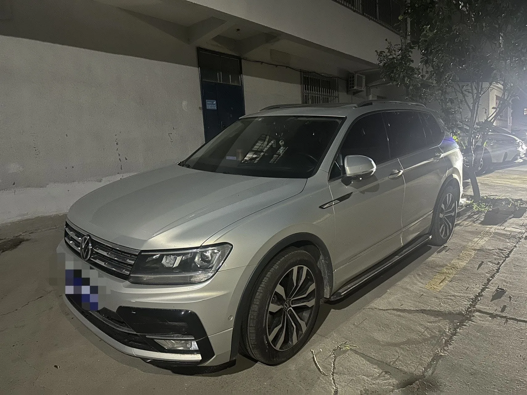 Tiguan L 2021 330TSI Automatic 2WD R-Line Flagship Edition