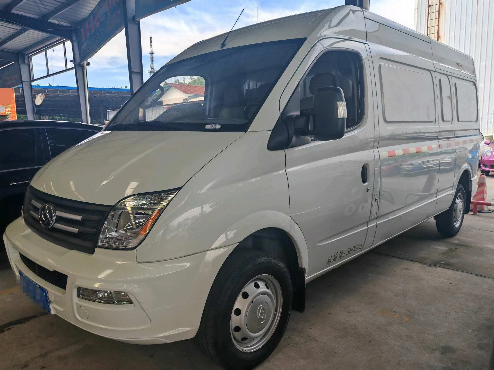 Changjiang 2021 V80 2.0T Classic City Delivery Champion, Long Wheelbase, Mid-Roof, 3-Seater, Manual Transmission