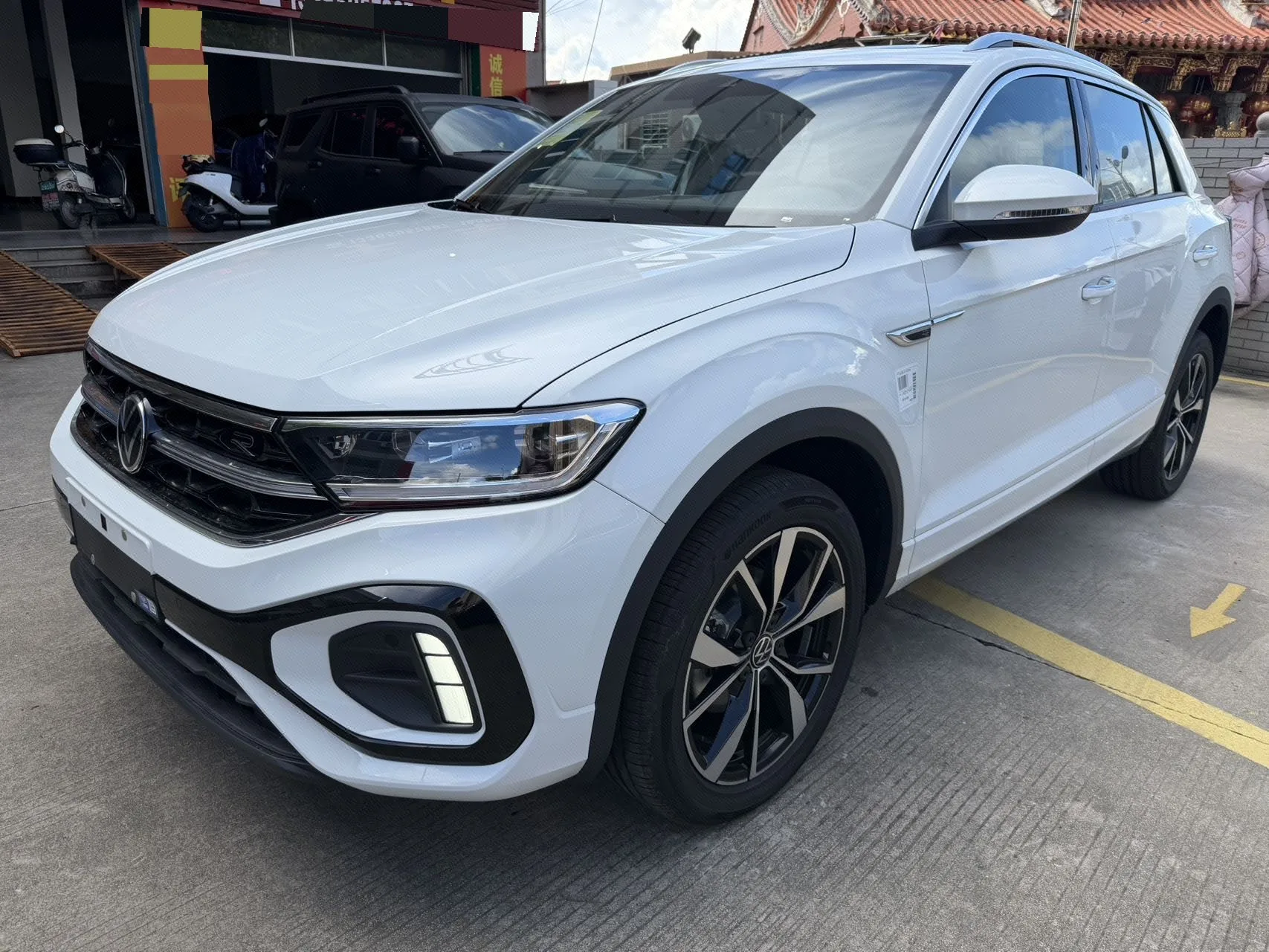 Volkswagen 2025 T-Roc 1.5TSI 300TSI 2WD Chenguang Edition Automatic