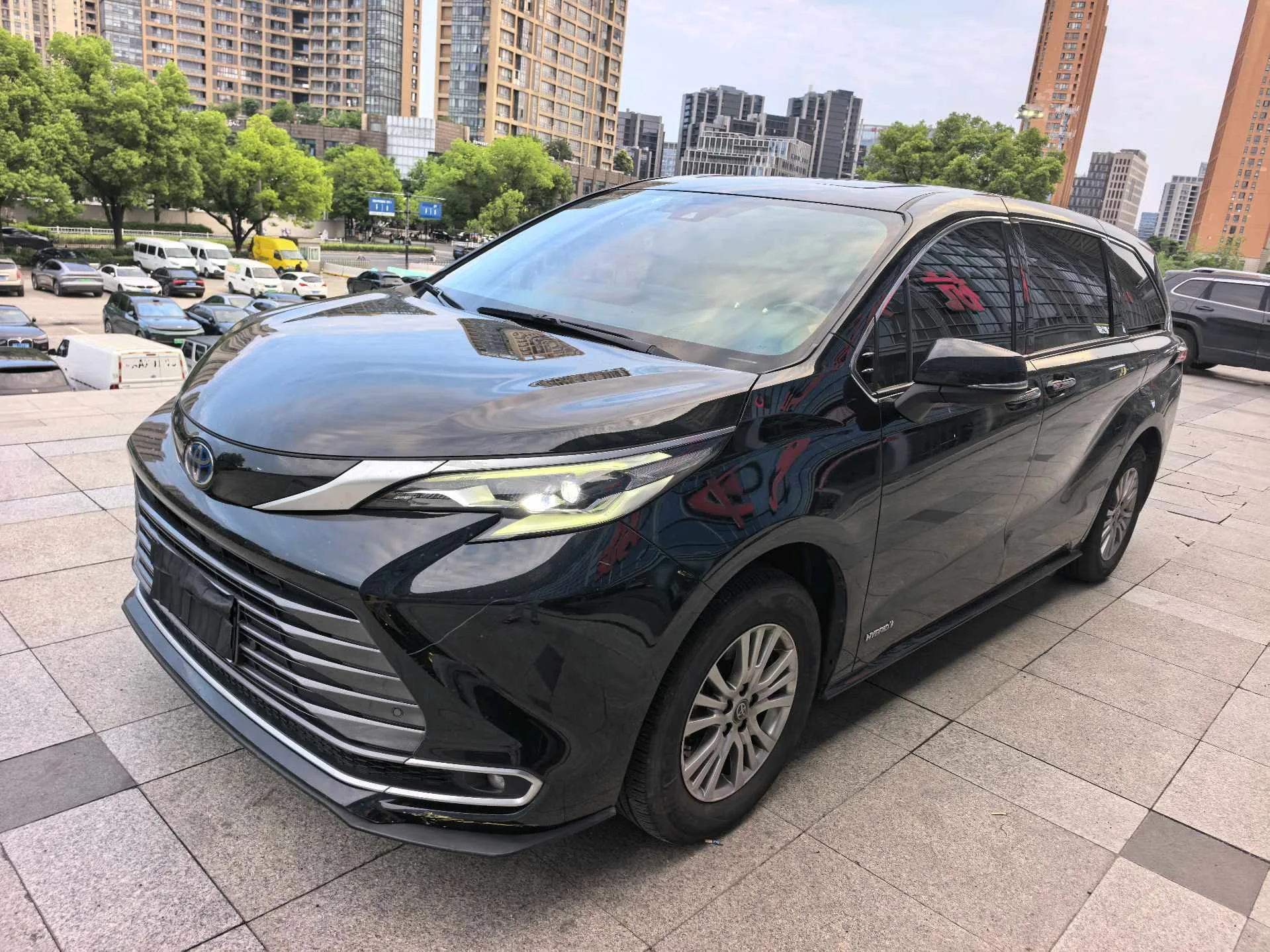 2021 Sienna 2.5L Hybrid Premium Edition