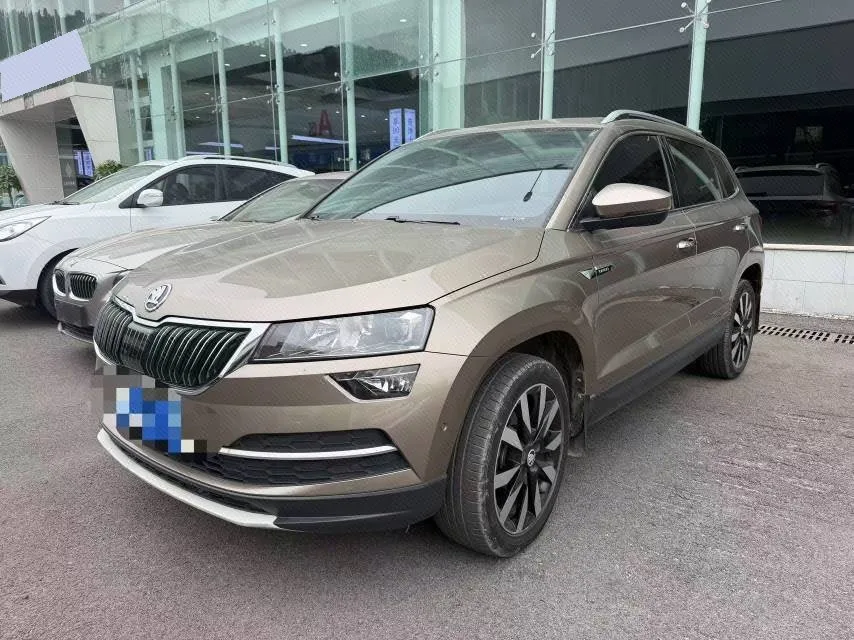 Karoq 2021 TSI280 Flagship Edition