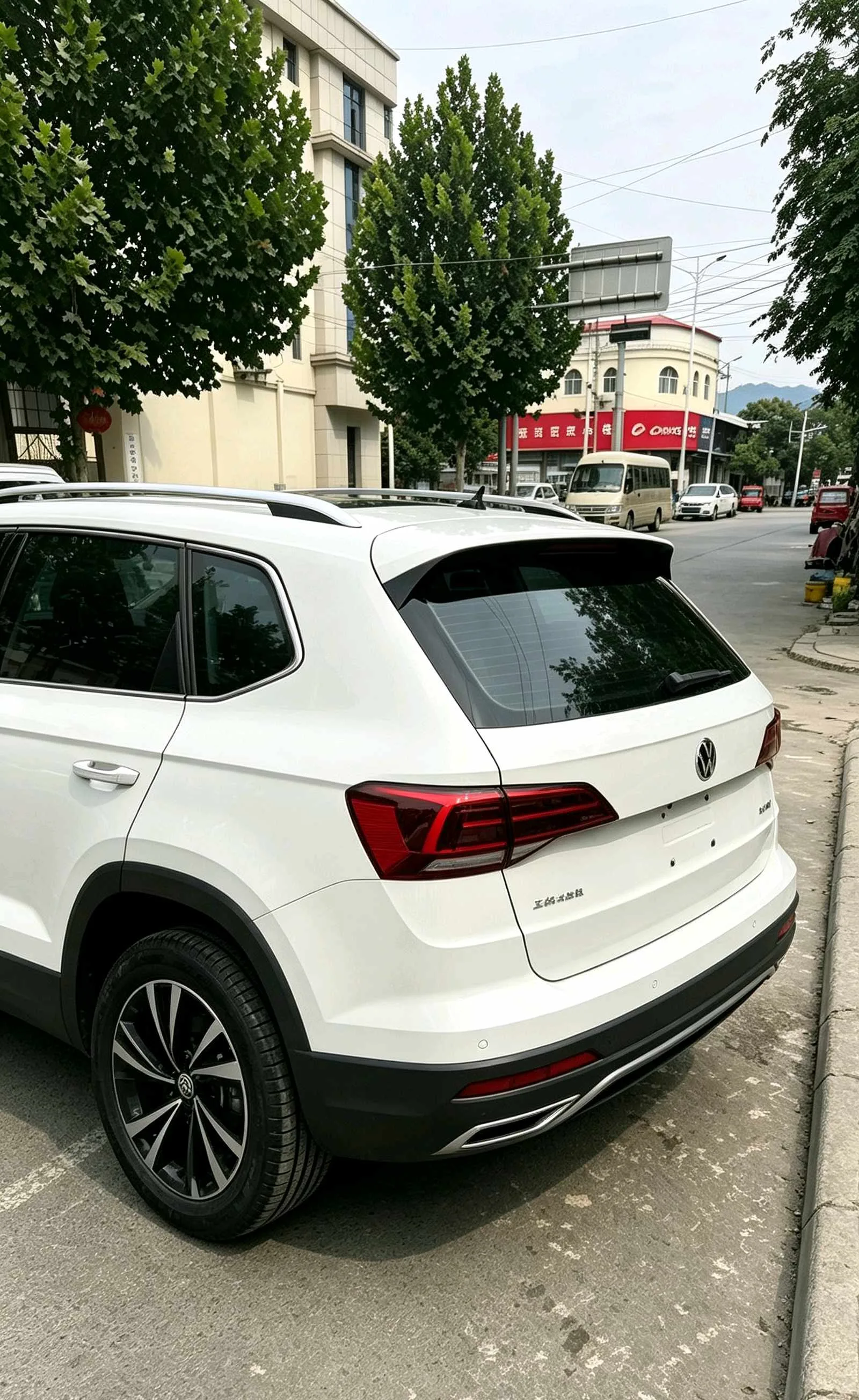 Tharu 2021 280TSI 2WD Luxury Edition PLUS