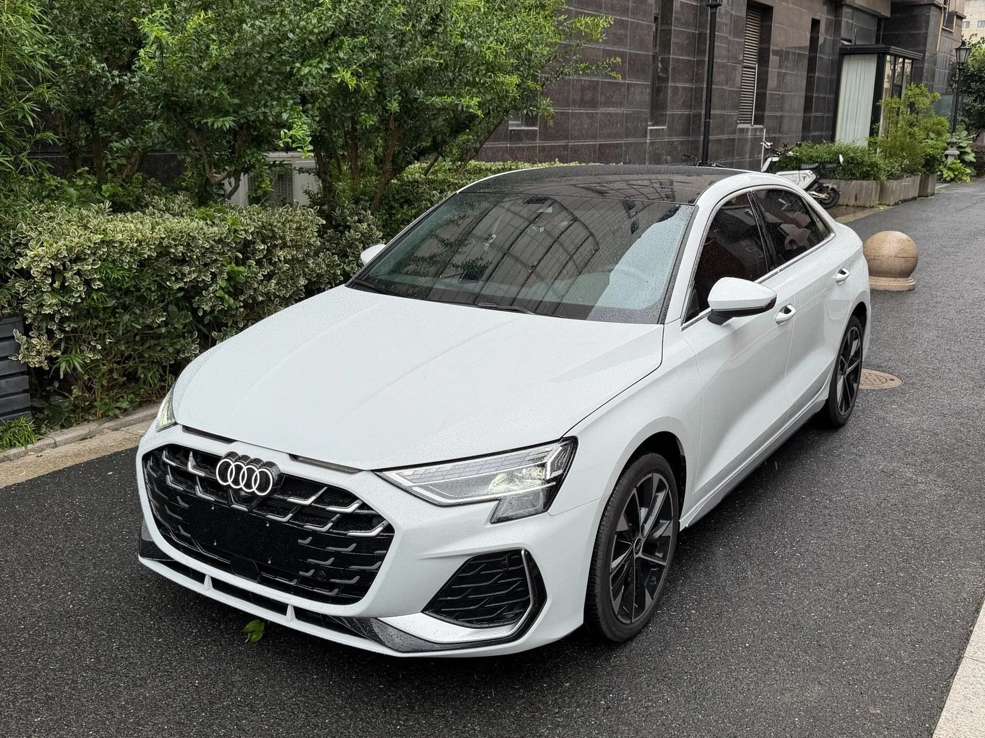 Audi 2025 A3L Limousine 1.5TFSI 35TFSI Flying Spur Luxury Automatic