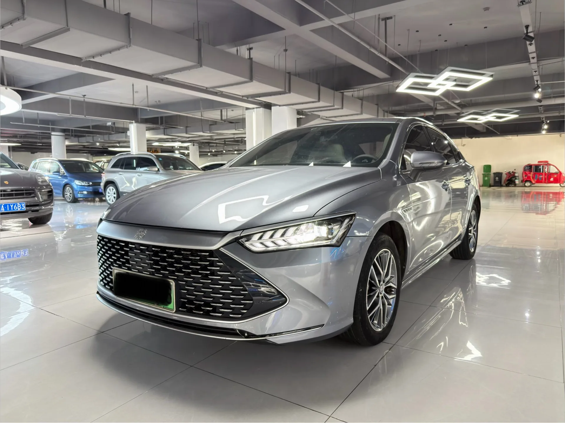 BYD 2023 Qin PLUS DM-i 1.5 CVT Champion Edition Leading Model 120KM Automatic Transmission