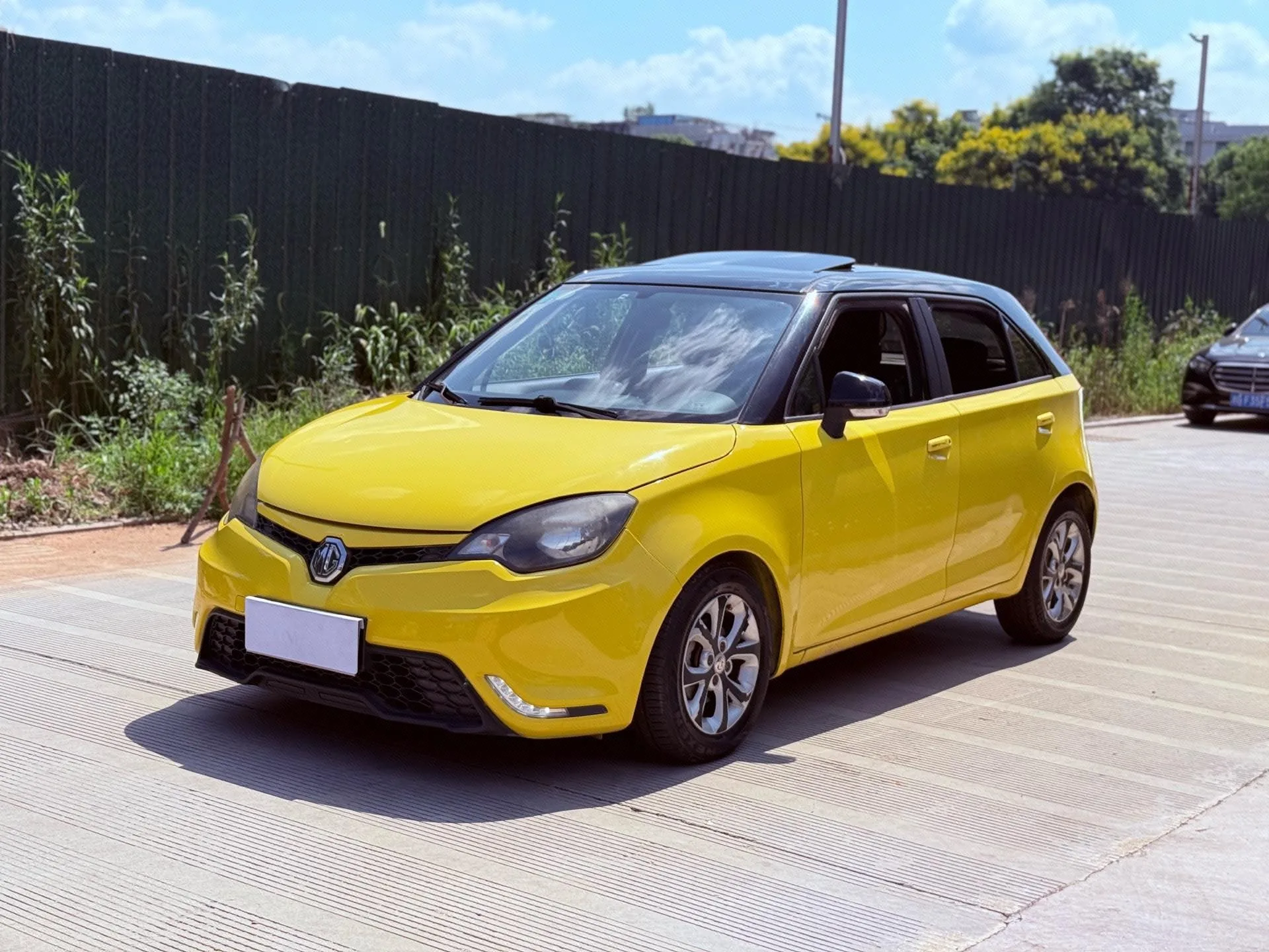 MG 2014 MG3 1.5 Sequential Transmission Luxury Edition, Manual Transmission