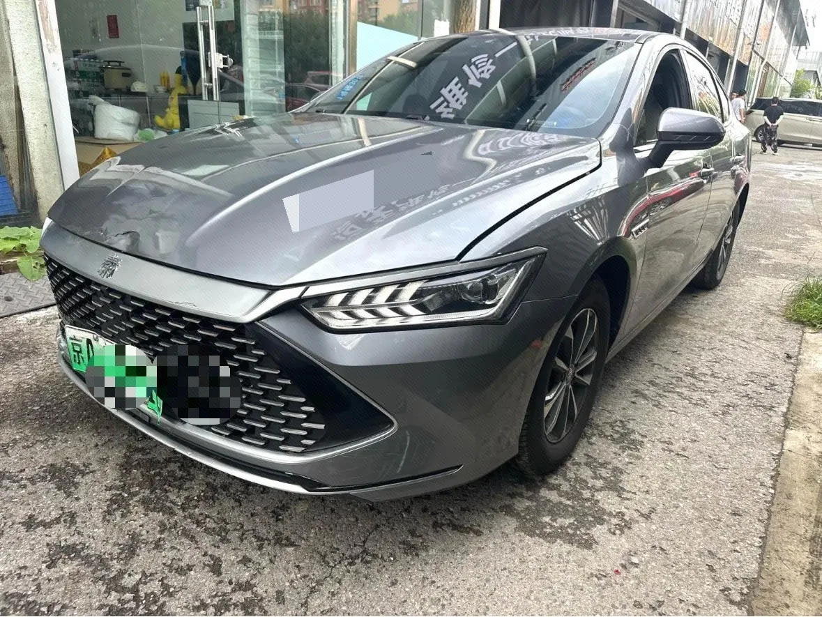 Qin PLUS 2021 DM-i 55KM Premium Edition