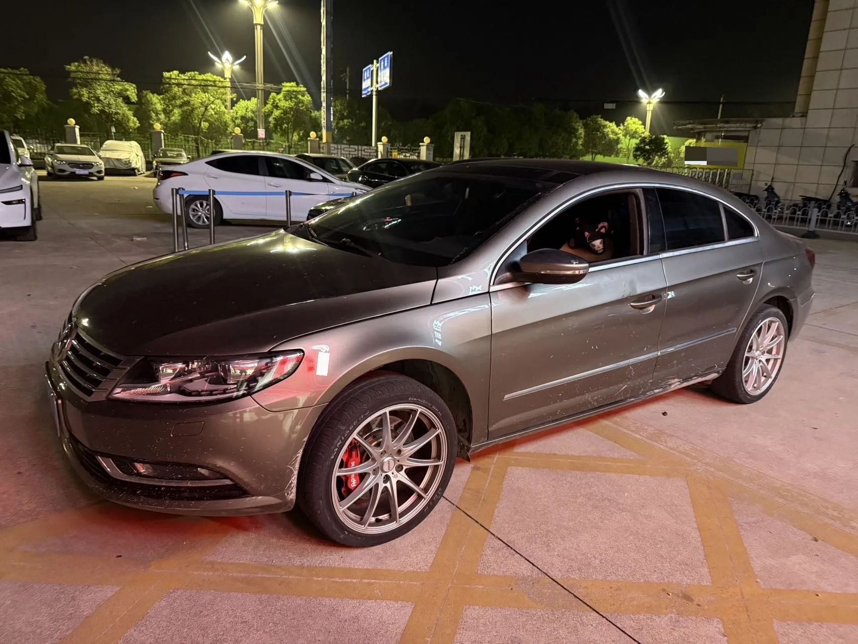 FAW-Volkswagen CC 2013 Model Year 1.8TSI Luxury Edition