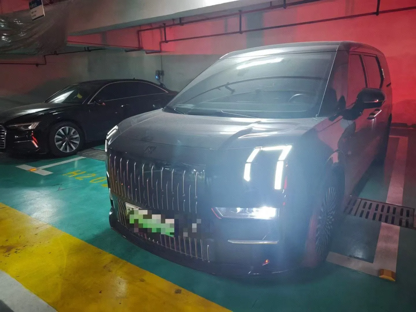 2024 Jike 009 Six-Seat Executive Edition AWD 108kWh Automatic