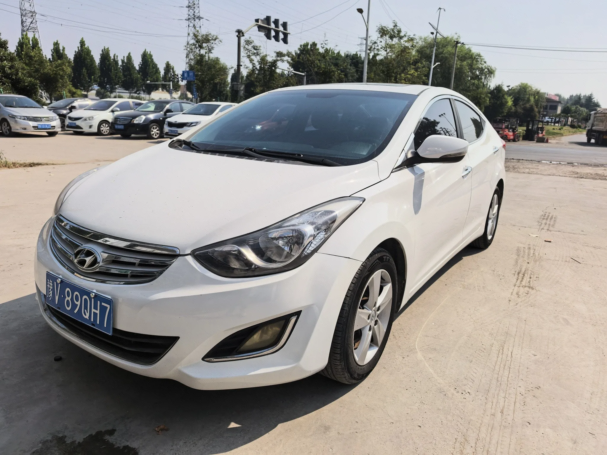 Hyundai Elantra 2013 1.6L Automatic Leading Edition