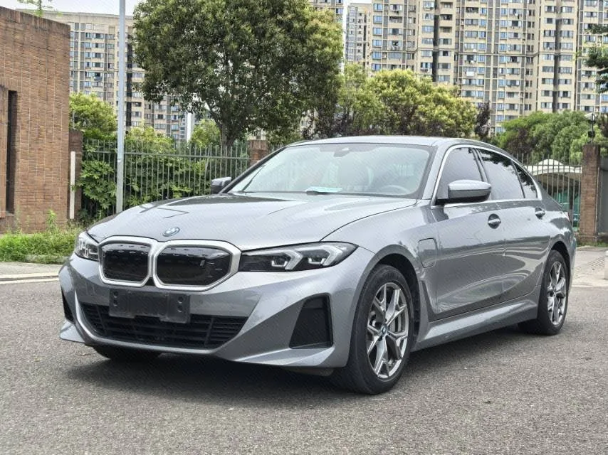 BMW i3 2022 eDrive 35L
