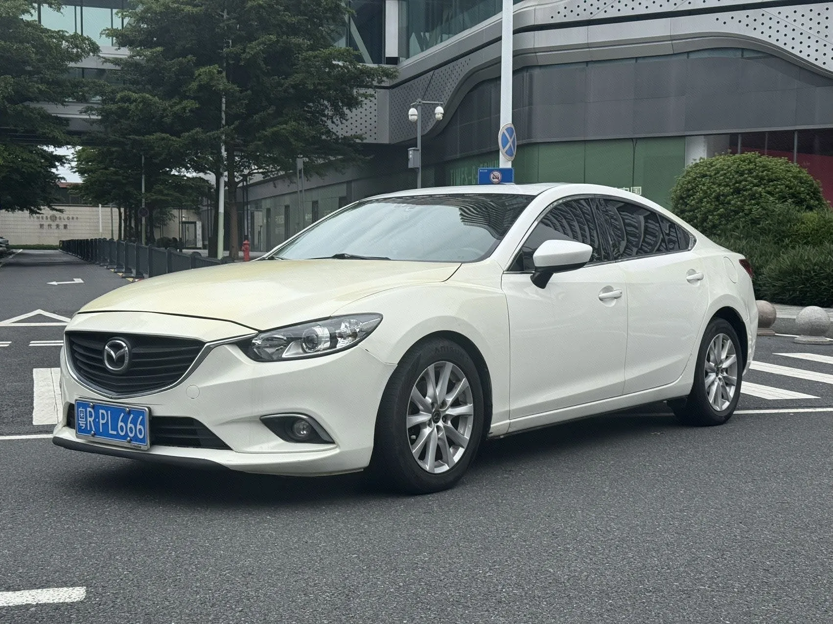 Mazda6 Atenza 2015 2.0L Blue Sky Fashion Edition