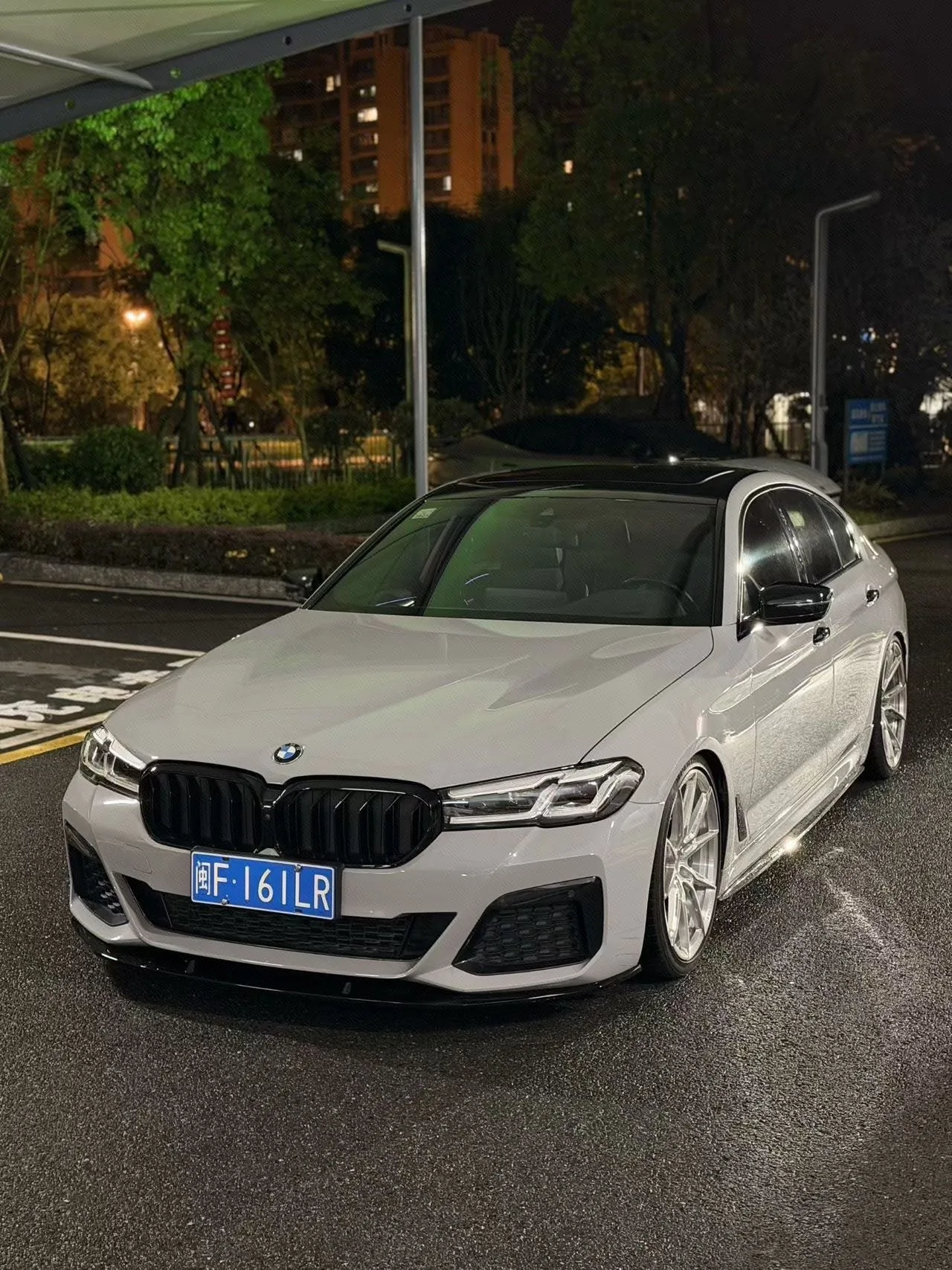 BMW 5 Series (Imported) 2021 Model Year 540i Style Edition with M Sport Package
