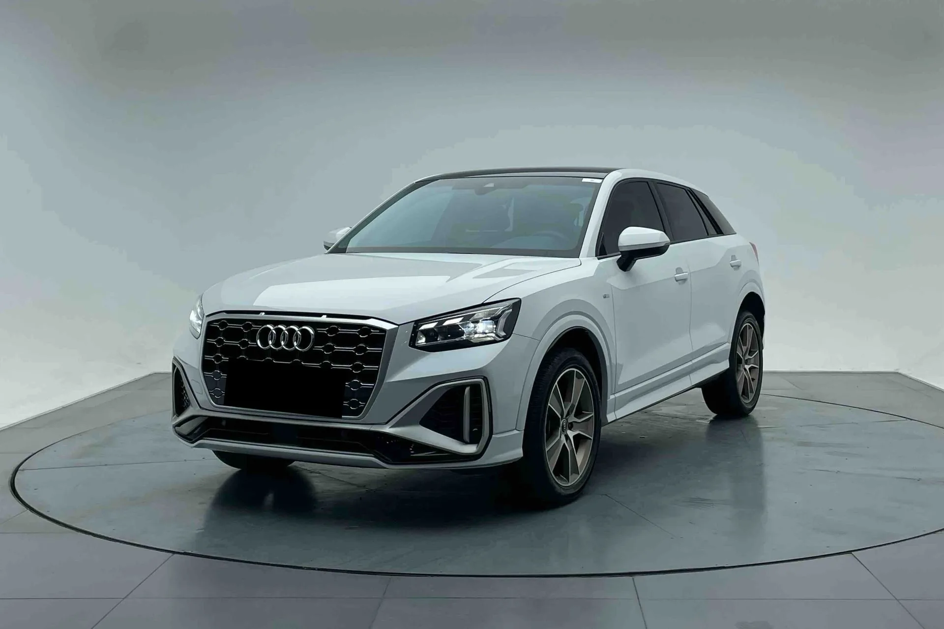 Audi Q2L 2022 35 TFSI Fashion Dynamic Edition