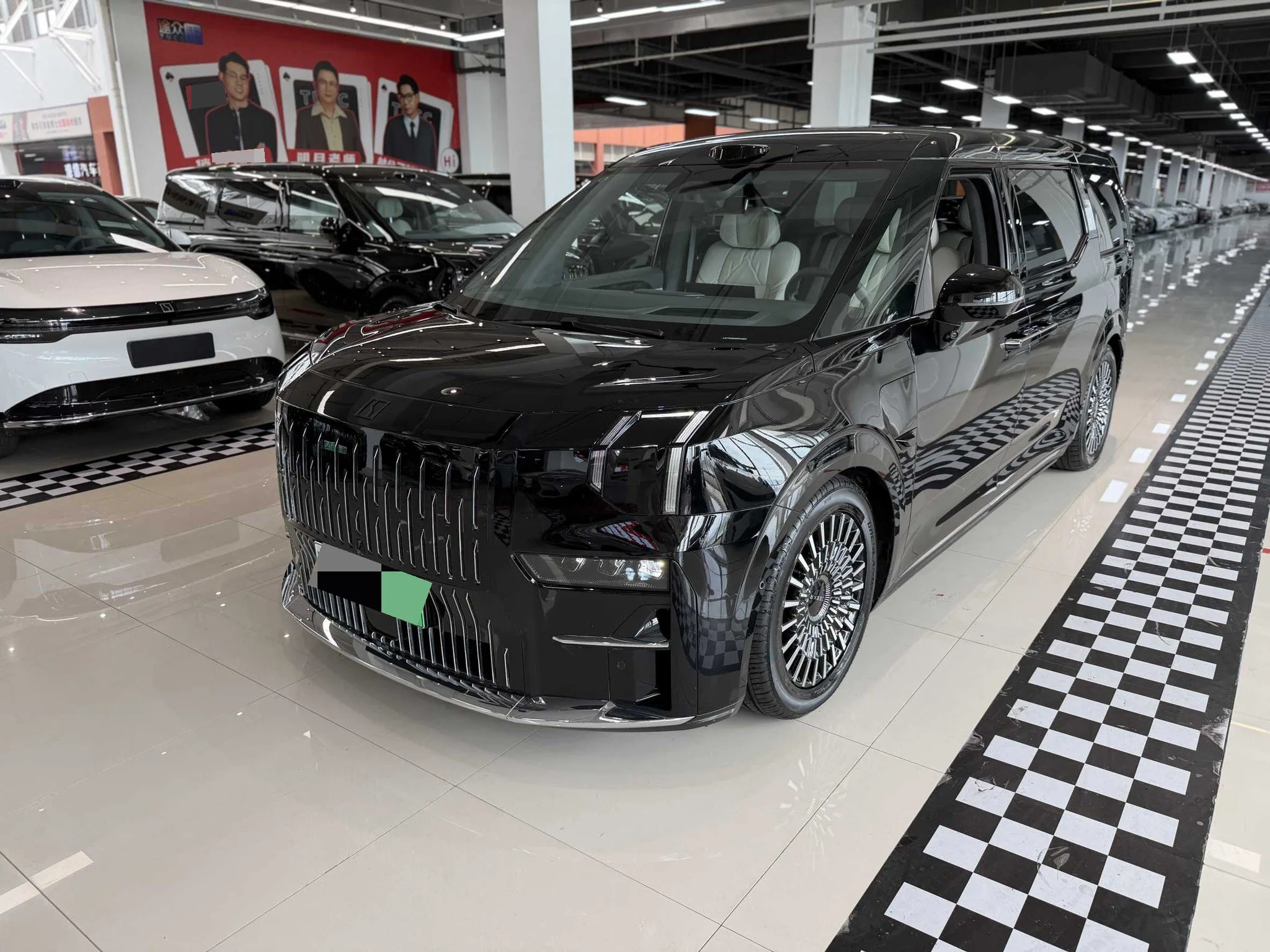 2024 Jike 009 Six-Seat Executive Edition AWD 108kWh Automatic