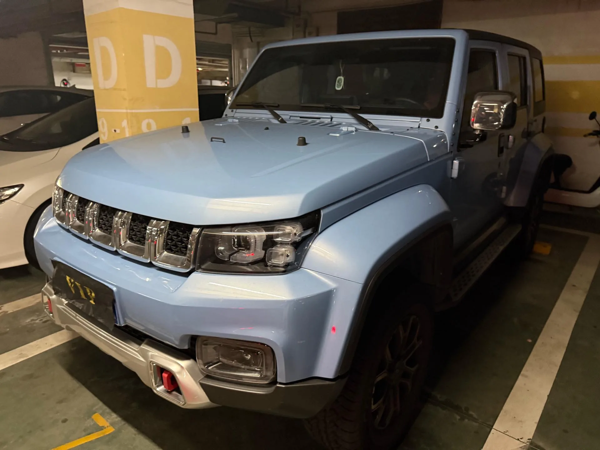 2024 Beijing BJ40 2.0T City Hunter Glory Edition Automatic