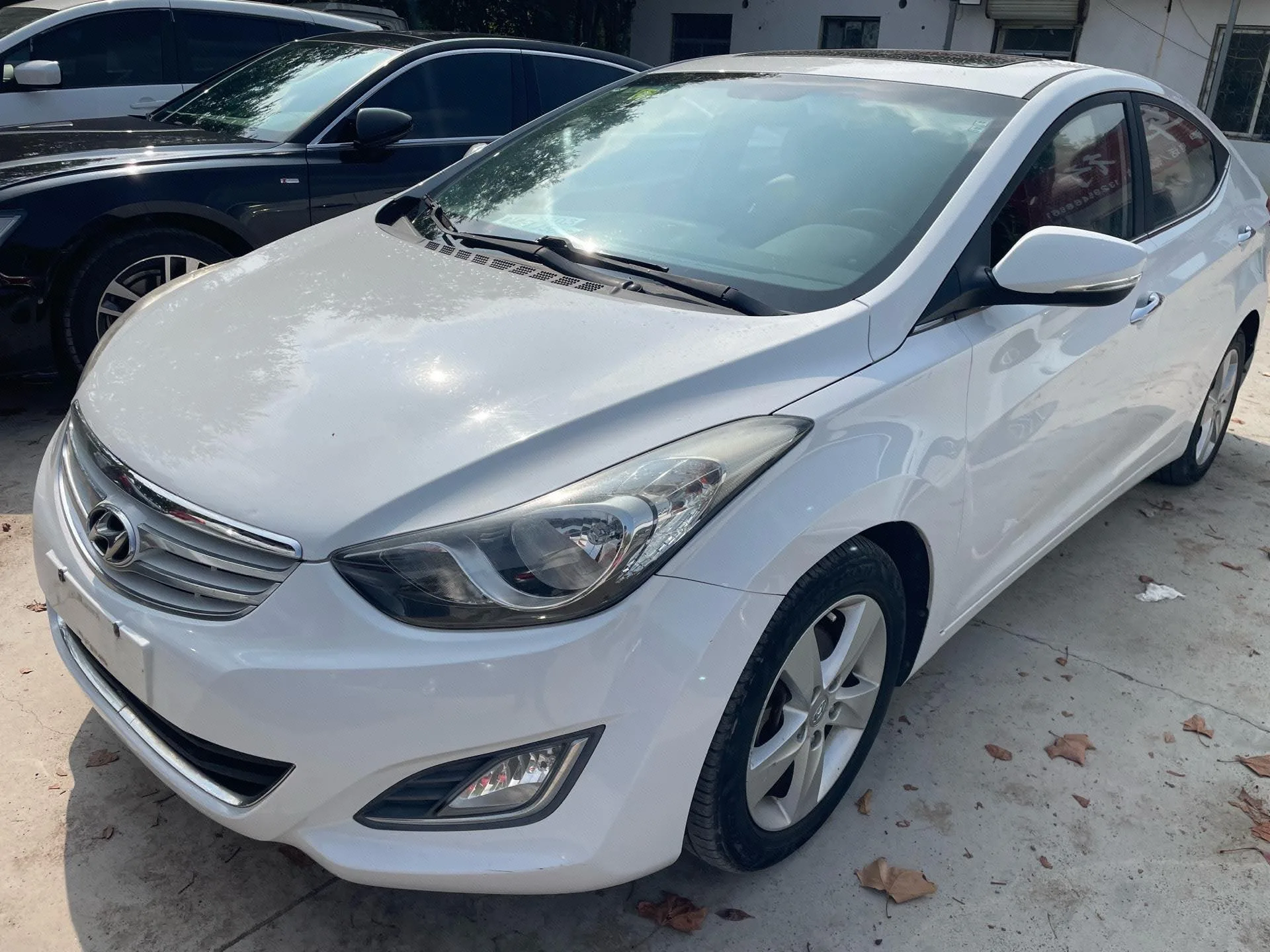 Hyundai Elantra 2013 1.6L Automatic Leading Edition