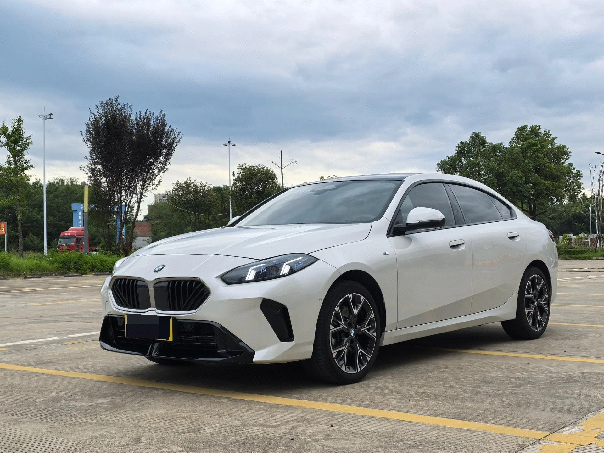 2025 BMW 2 Series 225L M Sport Shadow Edition